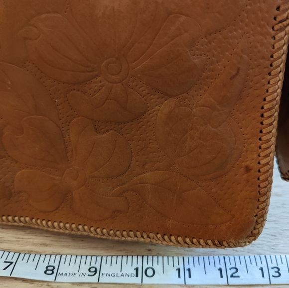 Vintage Tooled Embossed Leather Purse Clutch - Picture 7 of 13